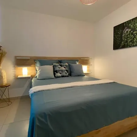Escapade Mediterraneenne Апартаменты *